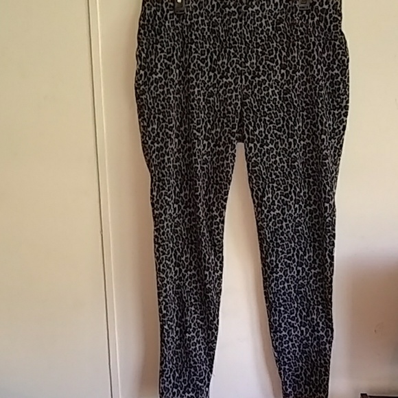 🌟(2/$20) NWOT Faded Glory Cheetah Print Jegging - Picture 2 of 3
